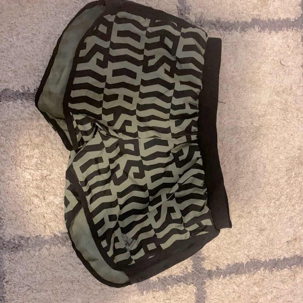 Small wemons adidas shorts grey and black